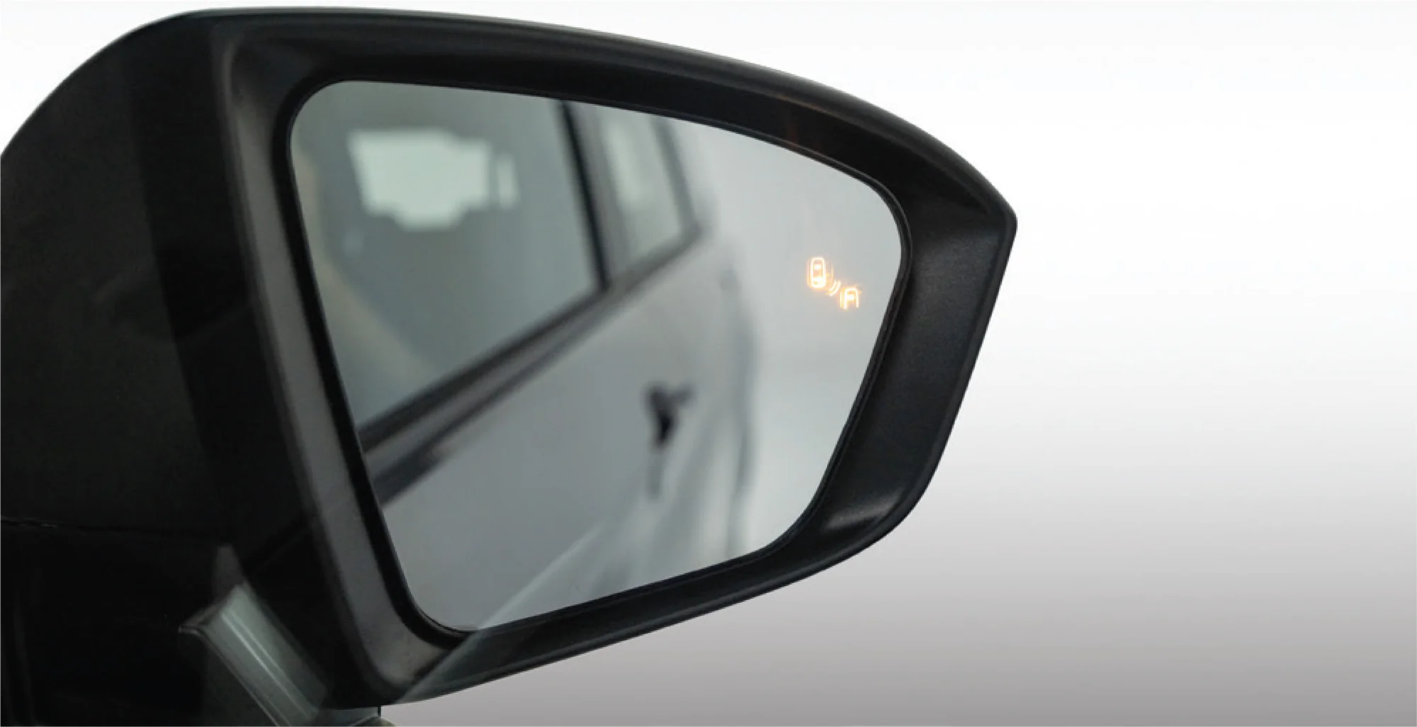 Toyota Avanza Premio – chi tiết