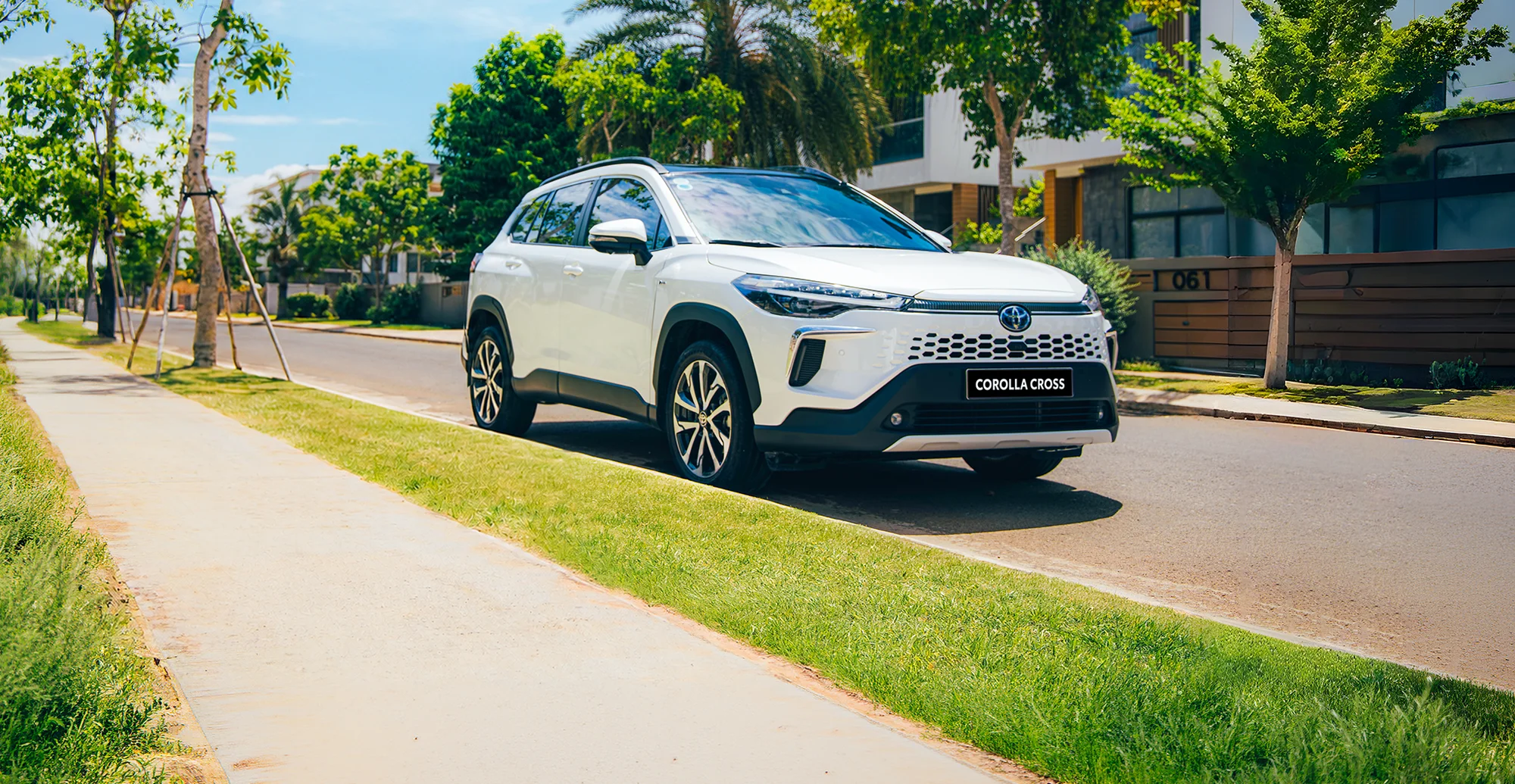Toyota Corolla Cross – góc nghiêng trước