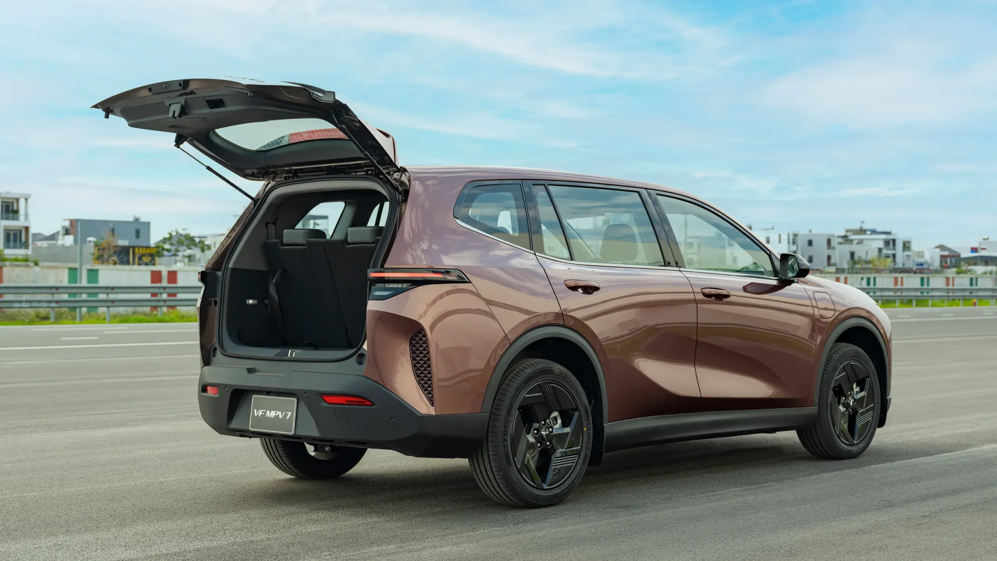 VinFast VF MPV 7 – khoang hành lý