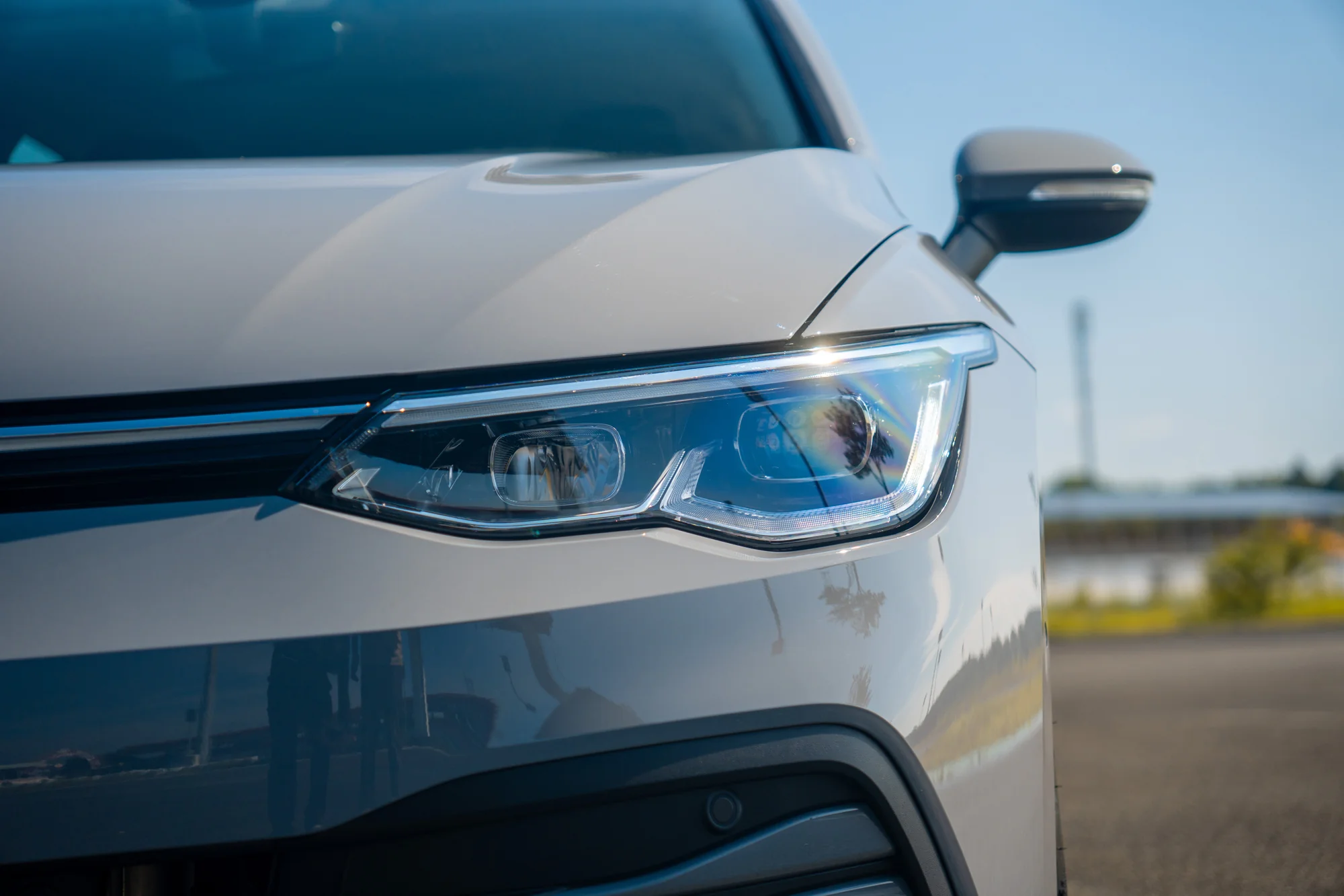 Volkswagen Golf – cụm đèn trước LED