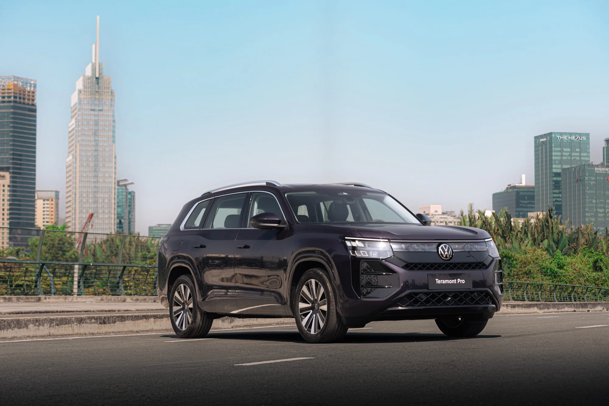 Volkswagen Teramont Pro – góc nghiêng trước