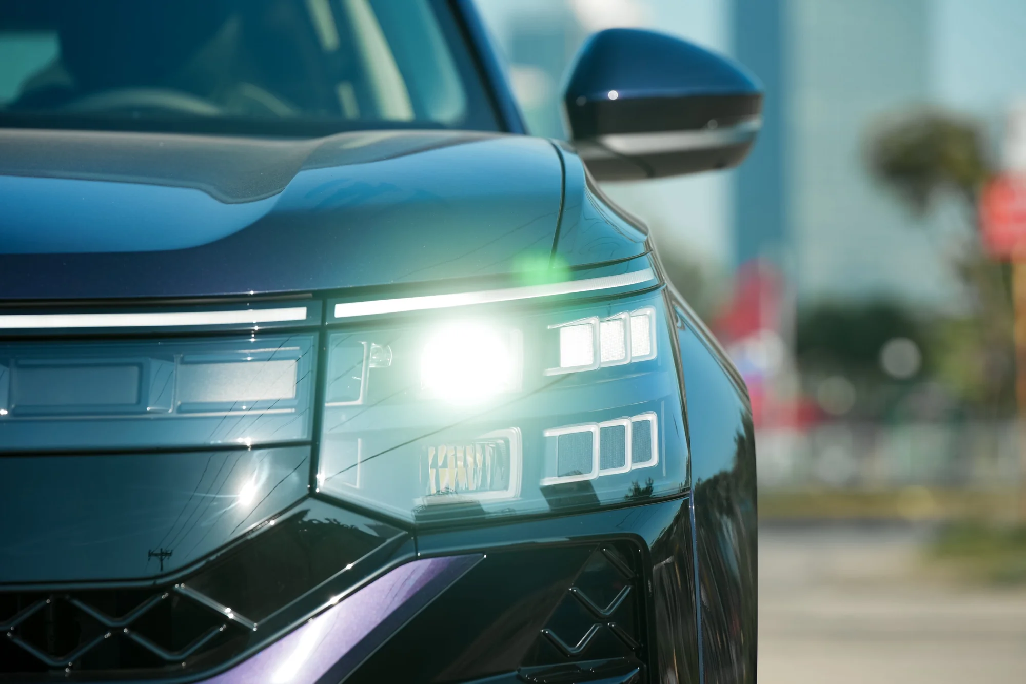 Volkswagen Teramont Pro – đèn IQ.Light LED