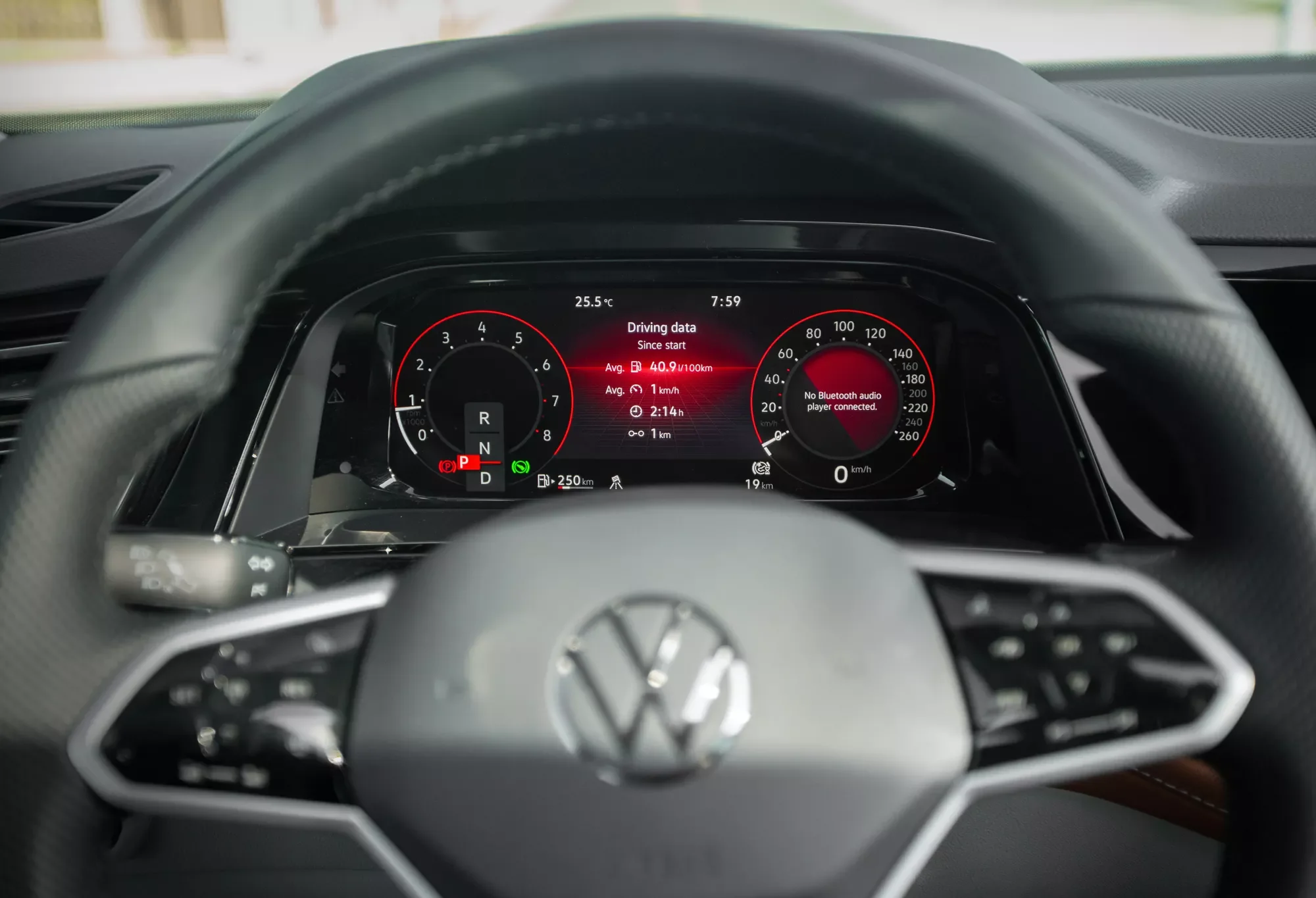 Volkswagen Teramont – đồng hồ kỹ thuật số