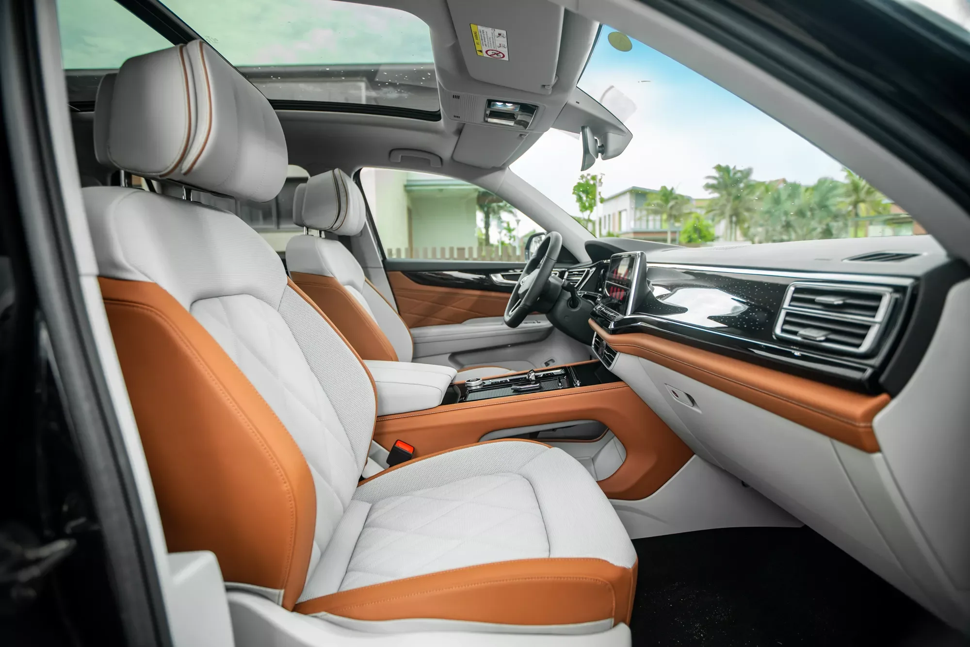 Volkswagen Teramont – ghế trước