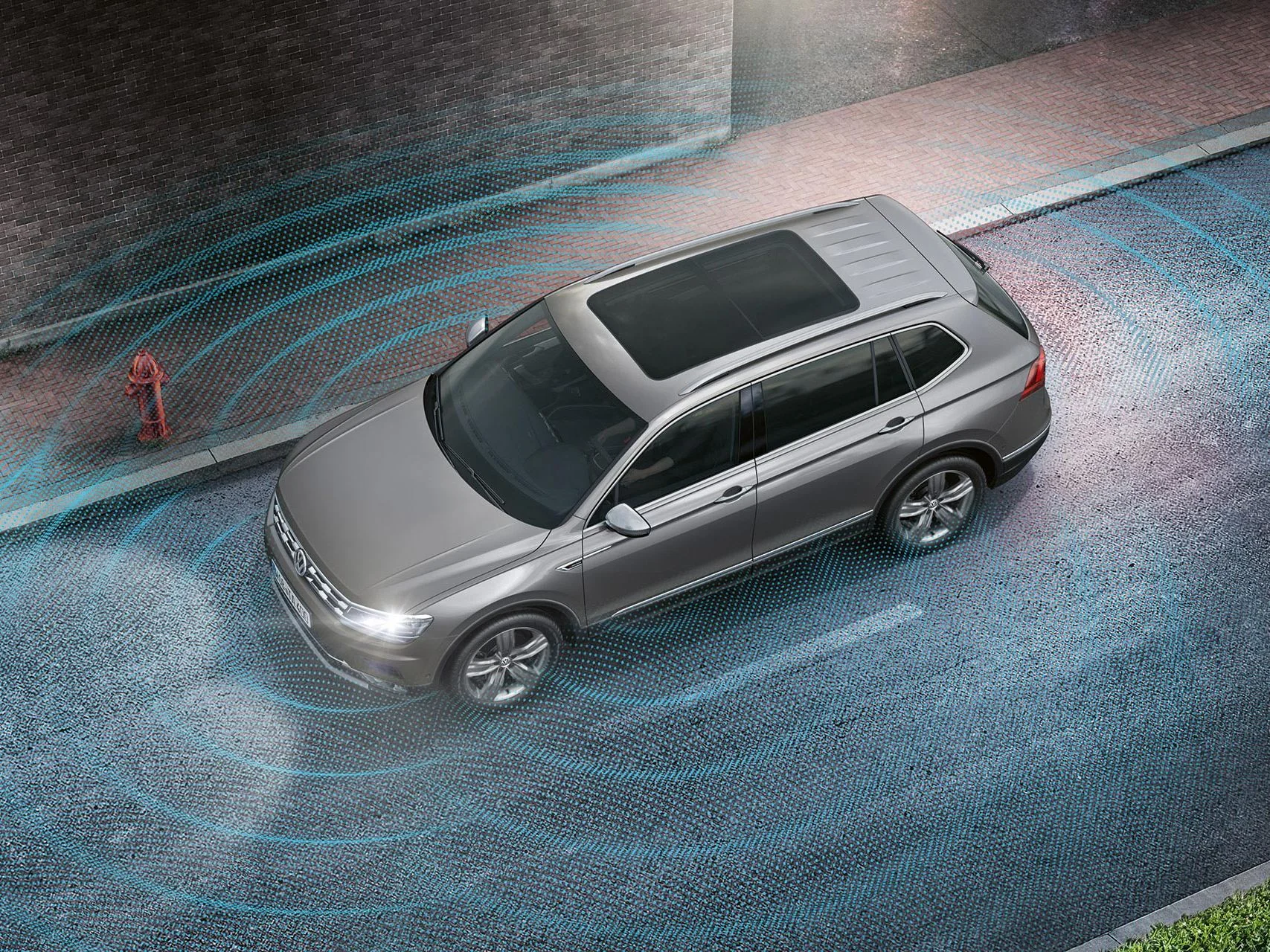Volkswagen Tiguan – hỗ trợ đỗ xe