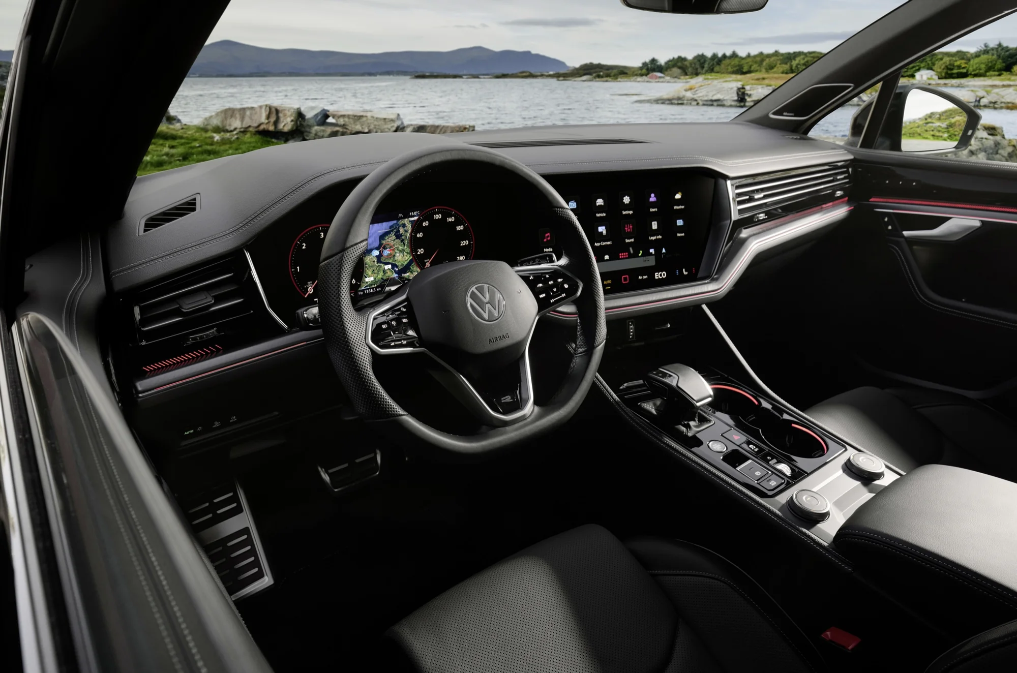 Volkswagen Touareg – khoang lái