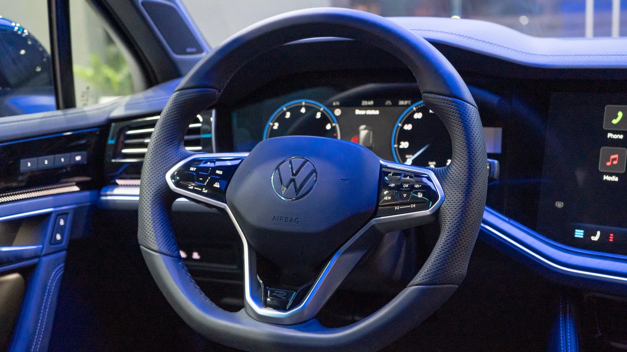 Volkswagen Touareg – vô lăng