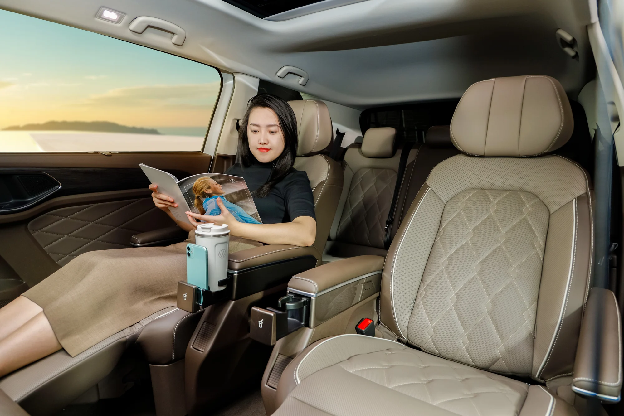 Volkswagen Viloran – không gian hàng ghế 2