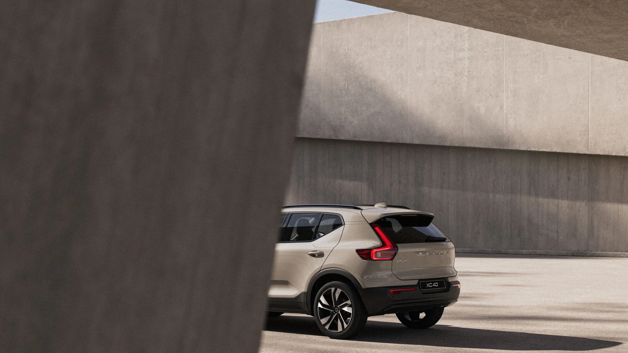 Volvo XC40 – đuôi xe