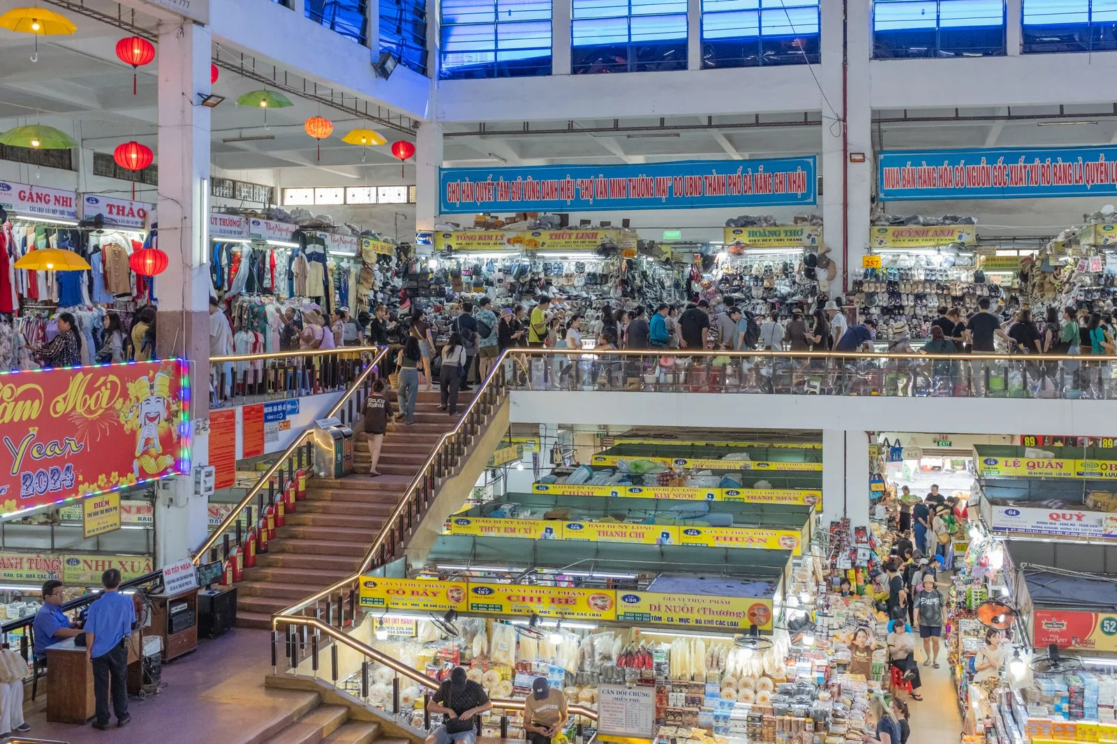 Han Market Da Nang: What to Buy, Prices & Bargaining Tips