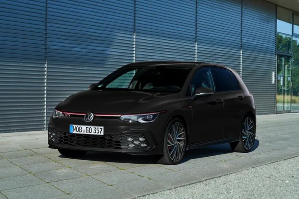 Volkswagen Golf GTI – XE SẴN 2026