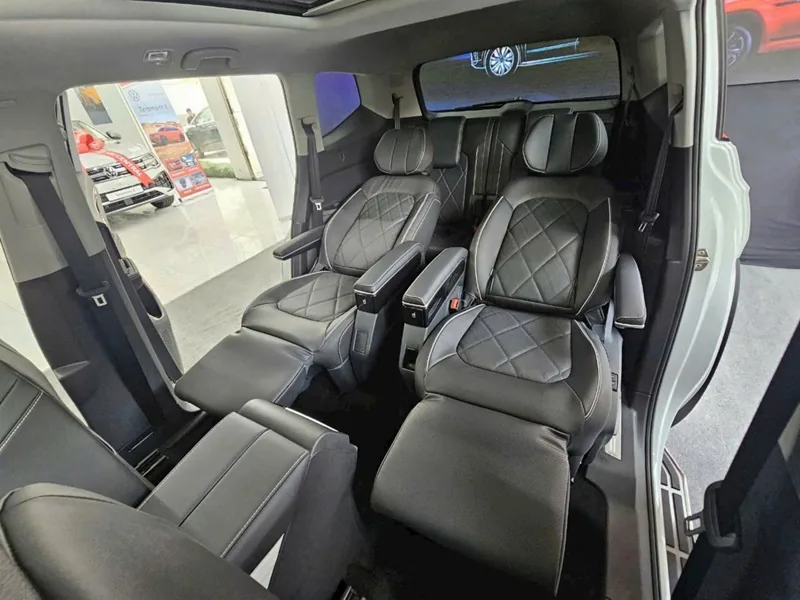 vw teramont president