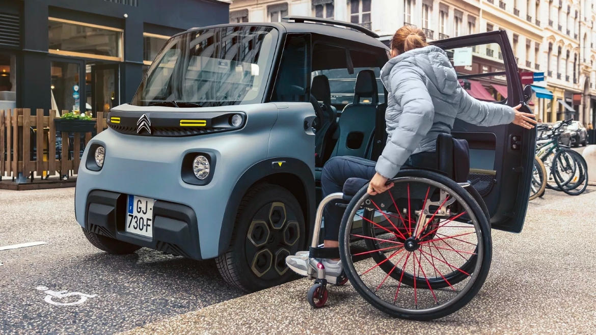 Citroen ra mắt mẫu xe điện nhỏ gọn Ami thân thiện với người khuyết tật